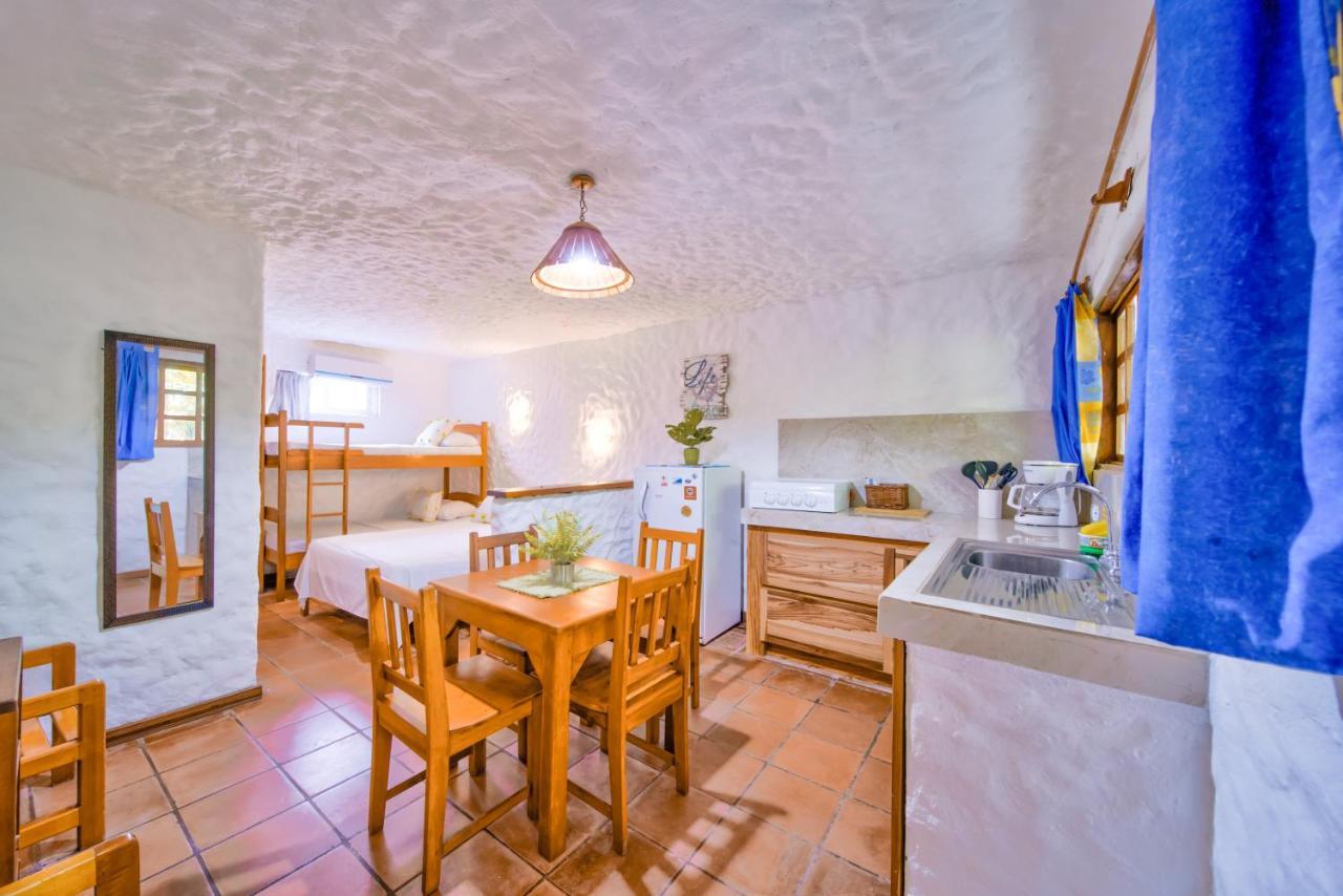 פלאיה הרמוסה Ola Bonita Beachfront Apart Hotel מראה חיצוני תמונה