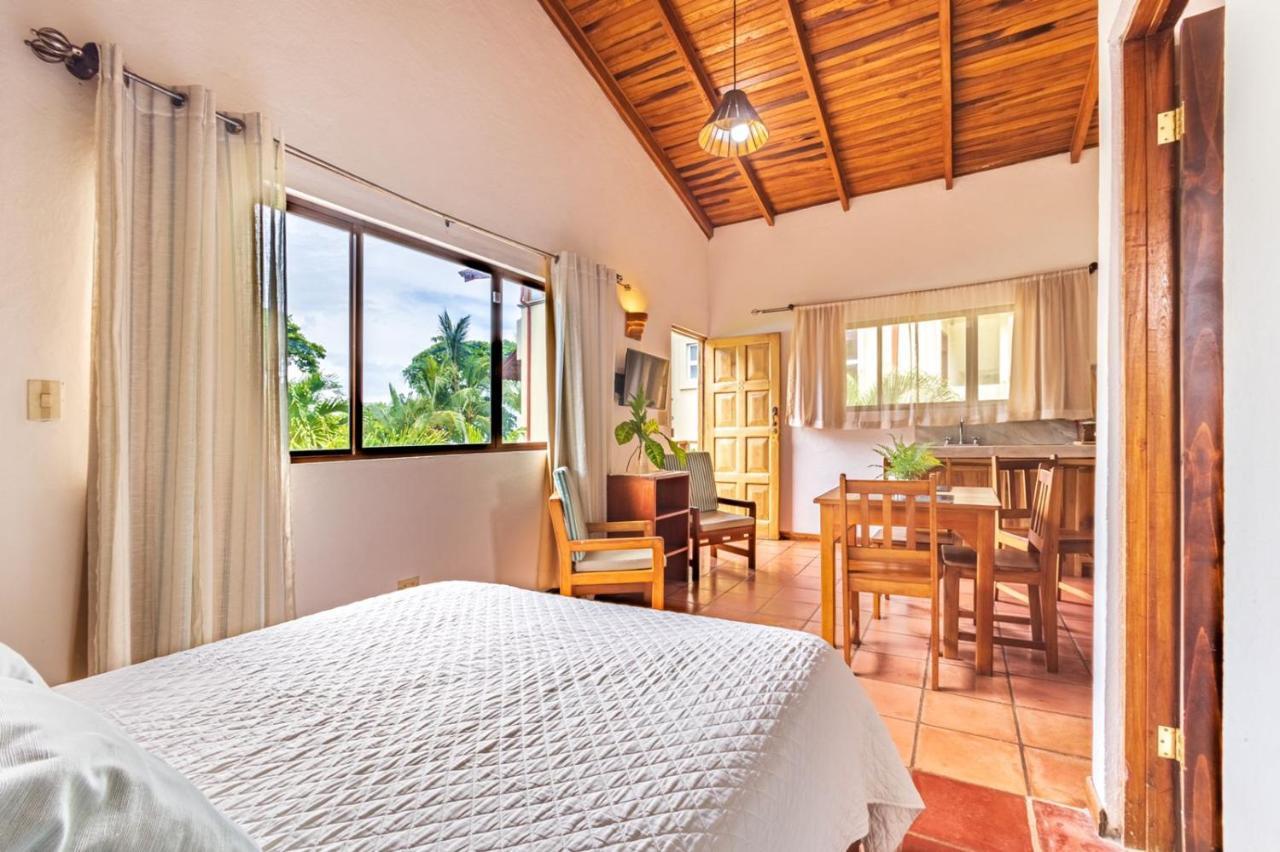 פלאיה הרמוסה Ola Bonita Beachfront Apart Hotel מראה חיצוני תמונה