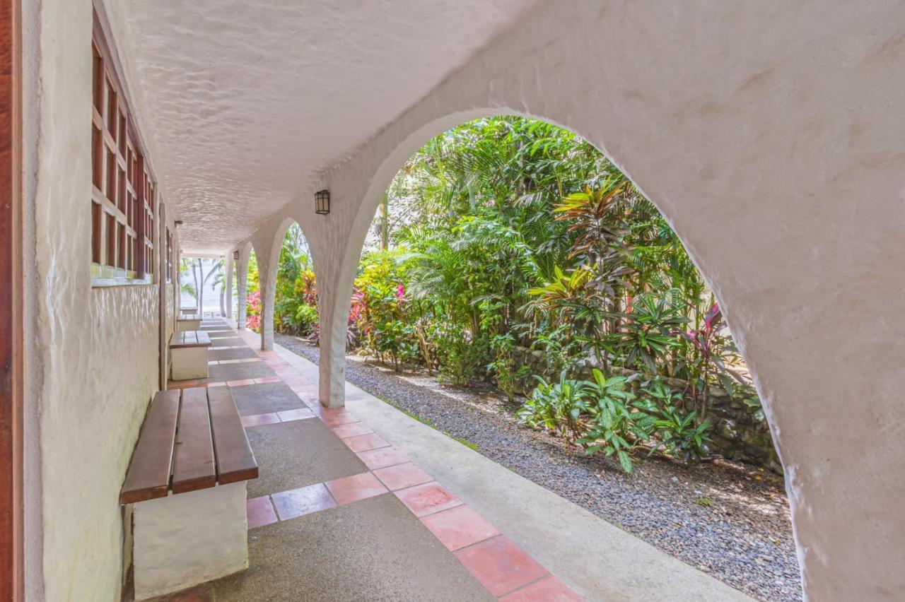 פלאיה הרמוסה Ola Bonita Beachfront Apart Hotel מראה חיצוני תמונה
