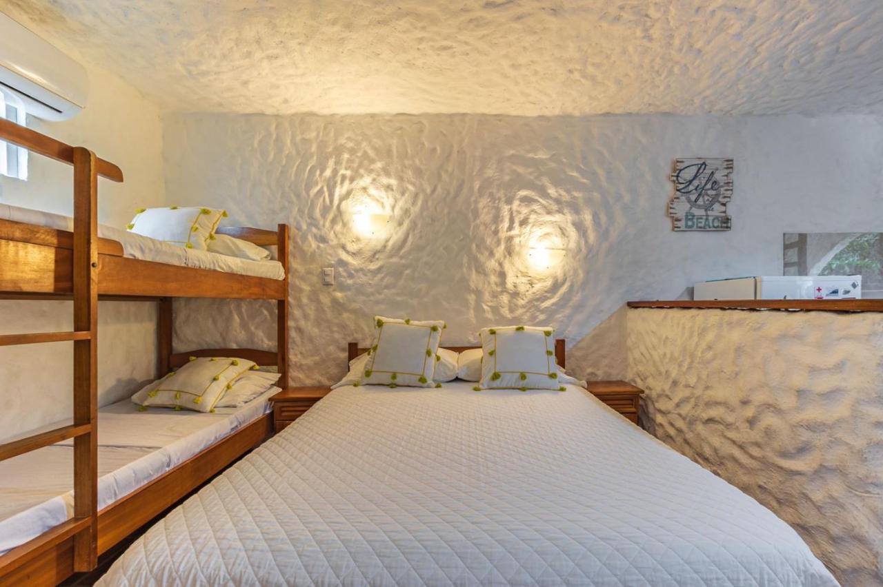 פלאיה הרמוסה Ola Bonita Beachfront Apart Hotel מראה חיצוני תמונה